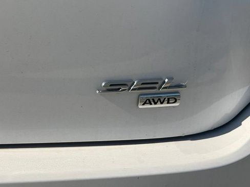 Used 2018 Ford Edge SEL w/ Canadian Touring Package AWD/4WD image 10