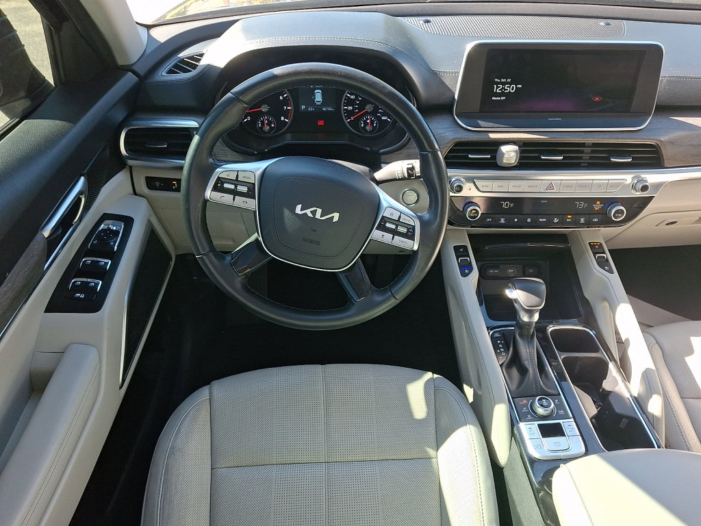 Used 2022 Kia Telluride EX w/ EX Premium Package AWD/4WD image 23