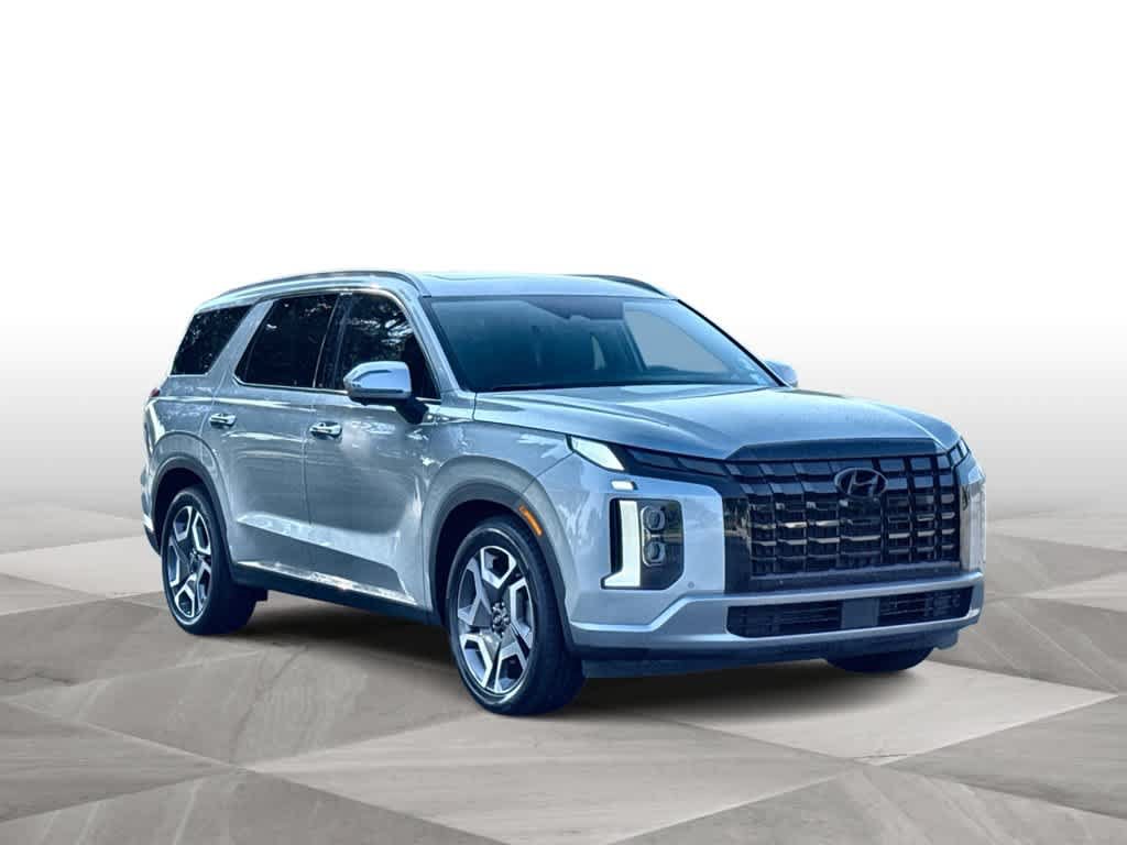 Used 2024 Hyundai Palisade Limited FWD image 2