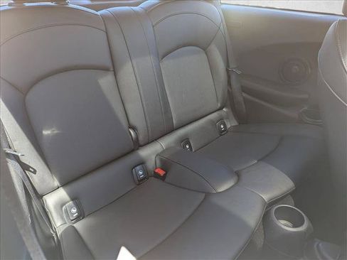 Used 2023 MINI Cooper SE FWD image 19
