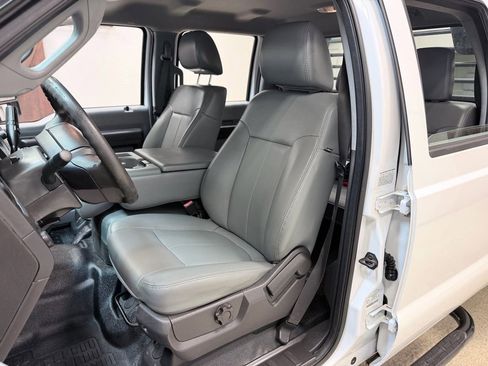 Used 2012 Ford F550 4x4 Crew Cab Super Duty w/ Payload Upgrade Pkg image 22