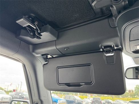 Used 2025 Ford Bronco 2-Door image 25