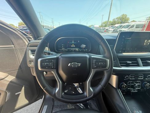 Used 2024 Chevrolet Tahoe Z71 w/ Luxury Package AWD/4WD image 23