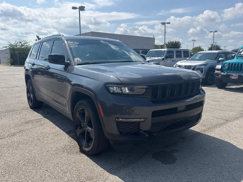 Used 2024 Jeep Grand Cherokee L Limited w/ Black Appearance Package RWD image 7