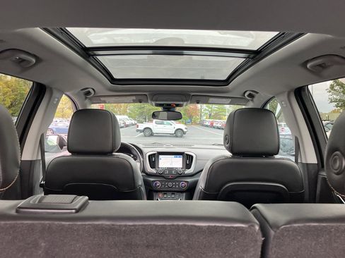 Used 2020 GMC Terrain SLT w/ Preferred Package image 32