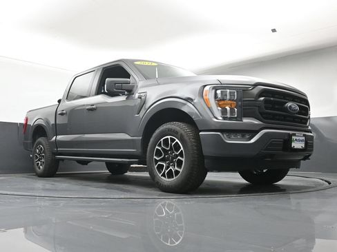 Used 2021 Ford F150 XLT w/ Equipment Group 302A High AWD/4WD image 24