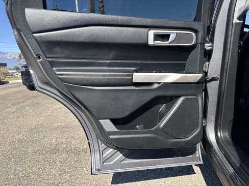 Used 2022 Ford Explorer XLT w/ Equipment Group 202A image 23