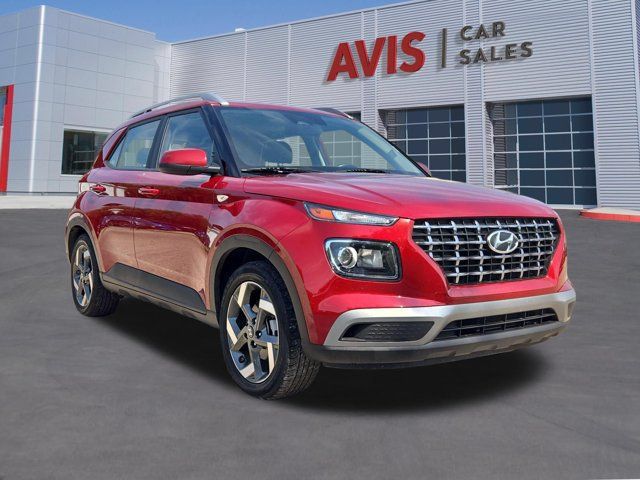 Used 2025 Hyundai Venue SEL FWD image 3