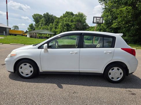 Used 2009 Nissan Versa 1.8 S w/ PWR Pkg FWD image 4