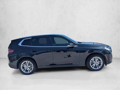 Certified 2025 BMW X3 xDrive30i image 4