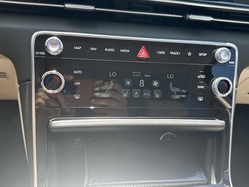 New 2026 Genesis GV80 2.5T AWD/4WD image 20