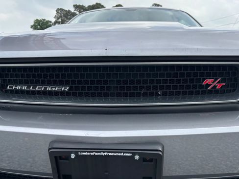 Used 2013 Dodge Challenger R/T RWD image 6