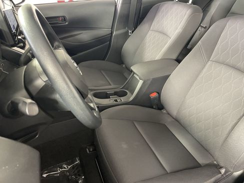 Used 2024 Toyota Corolla LE image 21