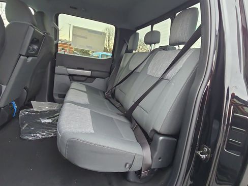 New 2026 Ford F250 XLT w/ FX4 Off-Road Package AWD/4WD image 31