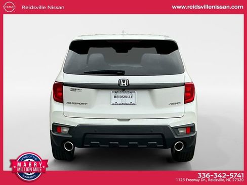 Used 2023 Honda Passport EX-L image 5
