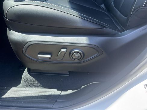 New 2026 Jeep Grand Cherokee Limited AWD/4WD image 15