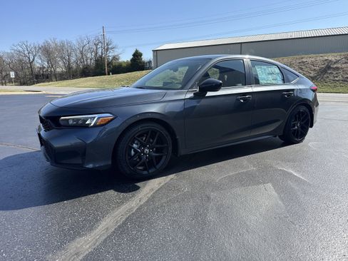 New 2026 Honda Civic Sport image 2