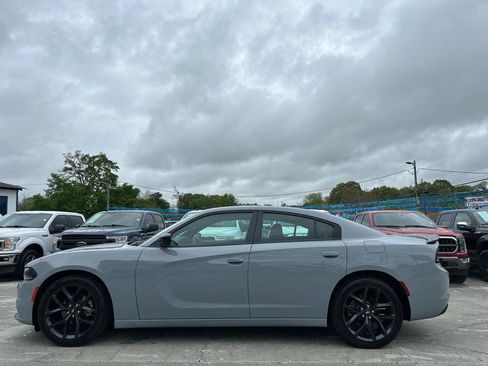 Used 2021 Dodge Charger SXT w/ Blacktop Package RWD image 4