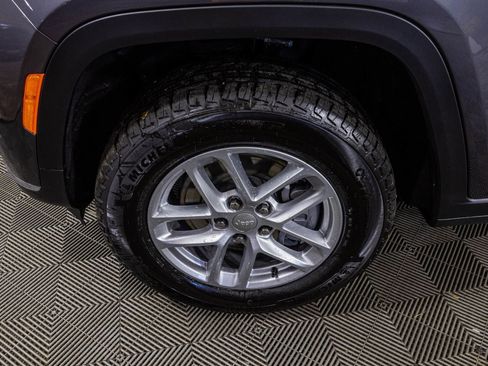 New 2025 Jeep Grand Cherokee L Laredo w/ Luxury Tech Group I image 44