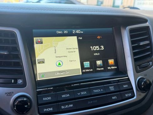 Used 2016 Hyundai Tucson Limited w/ Option Group 03 image 18