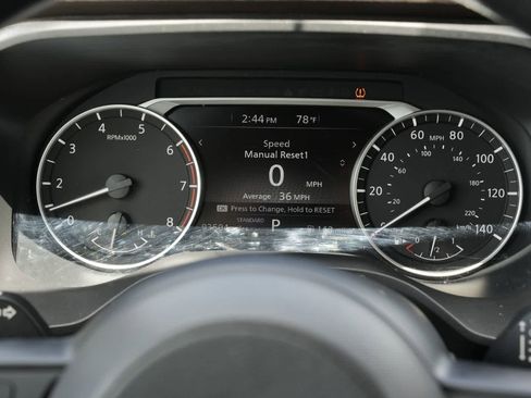 Used 2023 Nissan Rogue S FWD image 12