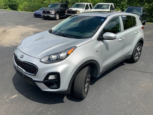 Used 2020 Kia Sportage LX AWD/4WD image 5