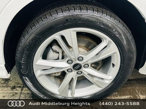 Certified 2024 Audi Q3 2.0T Premium image 34