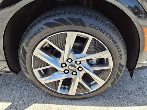 Used 2026 Cadillac Optiq Luxury 1 RWD image 7