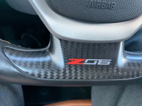 Used 2016 Chevrolet Corvette Z06 w/ 3LZ Preferred Equipment Group image 16