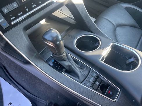 Certified 2022 Toyota Avalon Touring w/ Advanced Safety Package FWD image 26