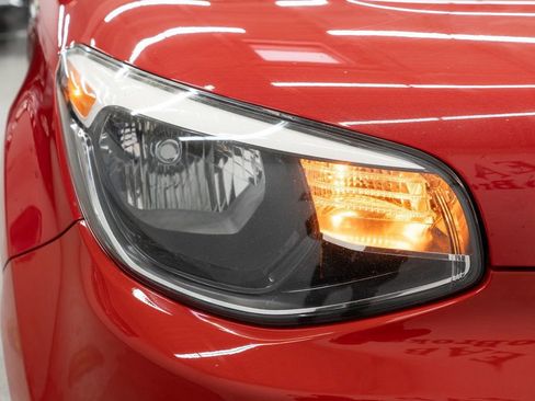 Used 2016 Kia Soul + image 31