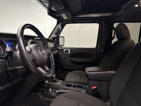 Used 2020 Jeep Wrangler Unlimited Sport S w/ Sun And Sound Package AWD/4WD image 9