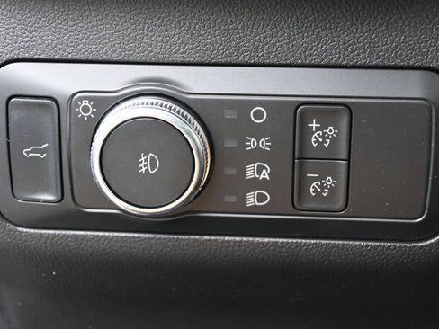 Used 2021 Ford Escape SEL FWD image 12
