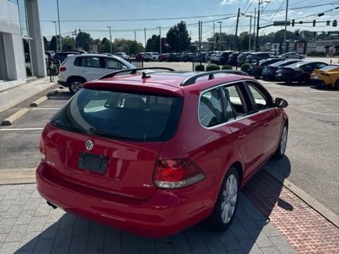 Used 2011 Volkswagen Jetta TDI FWD image 6