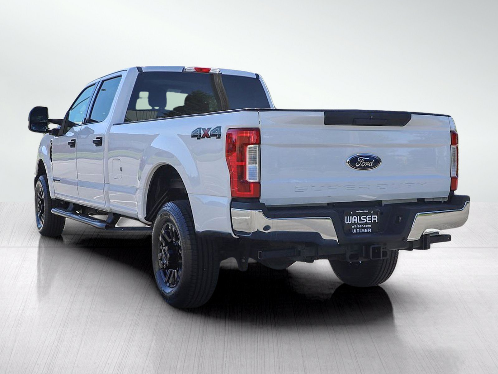 Used 2017 Ford F350 XLT AWD/4WD image 3