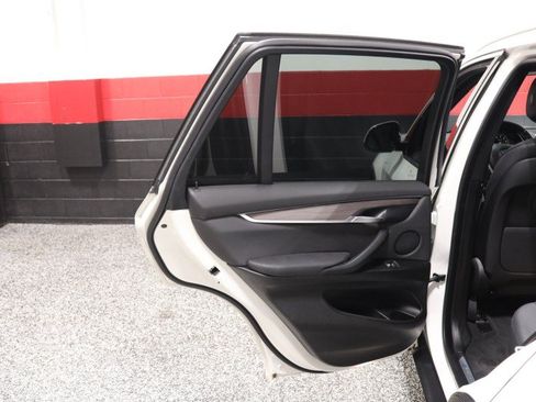 Used 2017 BMW X5 xDrive40e AWD/4WD image 37