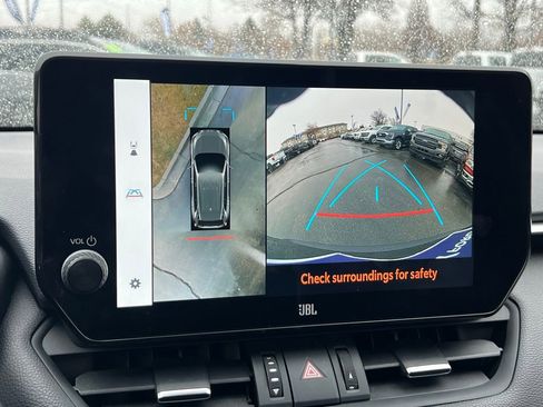 Used 2023 Toyota RAV4 Limited image 33