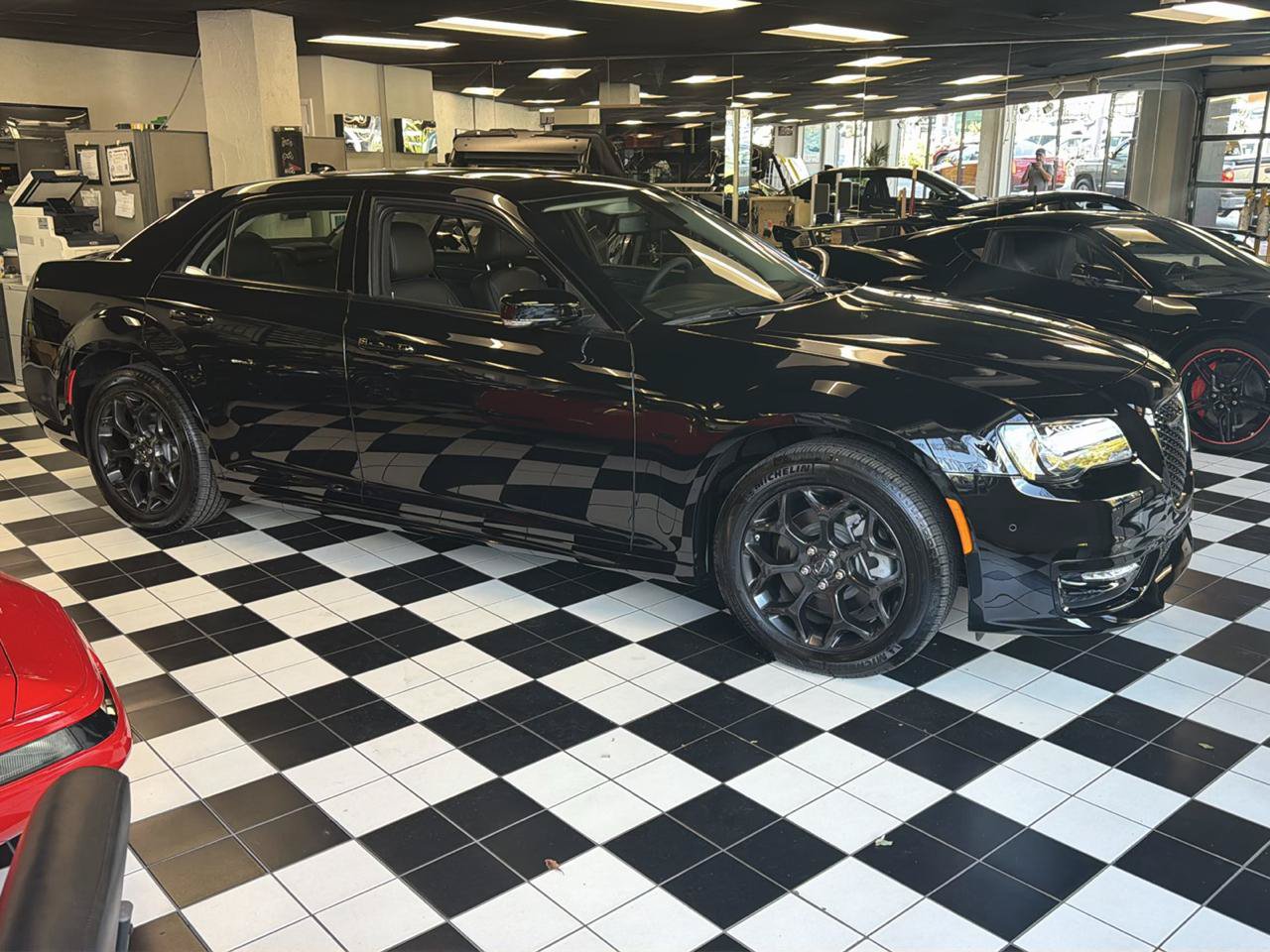 Used 2023 Chrysler 300 Touring L w/ Popular Equipment Group AWD/4WD image 3