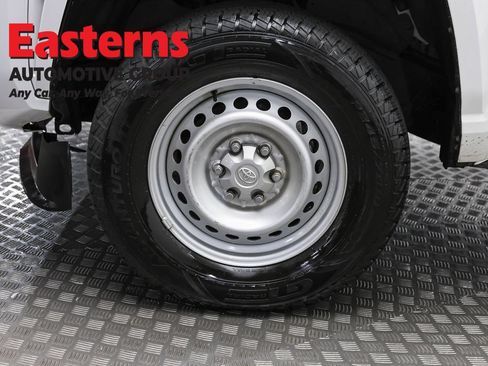 Used 2025 Toyota Tacoma SR RWD image 28