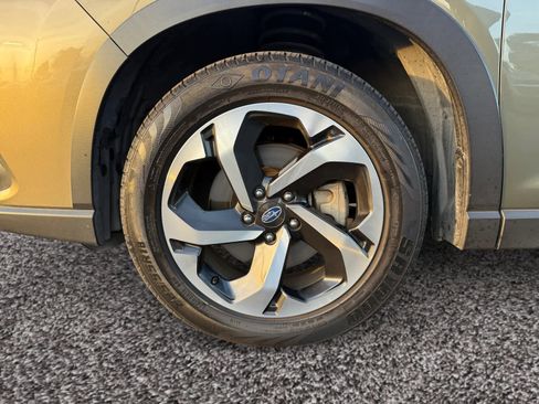 Used 2023 Subaru Forester Touring image 14