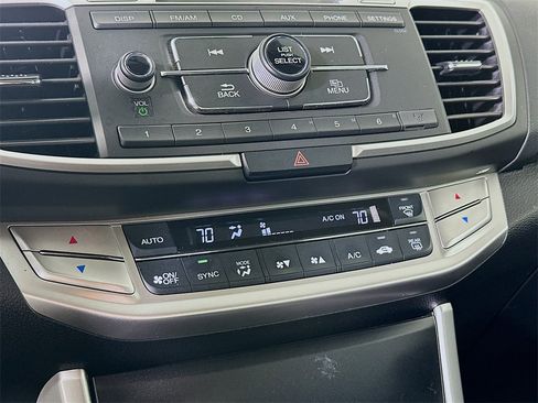 Used 2015 Honda Accord Sport image 14