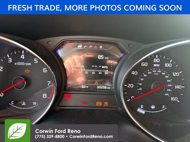 Used 2016 Kia Sedona SX FWD image 15