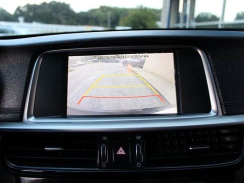 Used 2019 Kia Optima S w/ S Panoramic Sunroof Package image 28