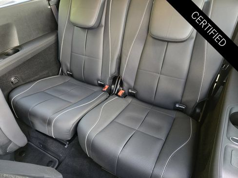 Used 2024 Mercedes-Benz GLS 580 4MATIC image 28