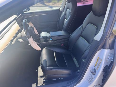 Used 2021 Tesla Model 3 Standard Range Plus image 8