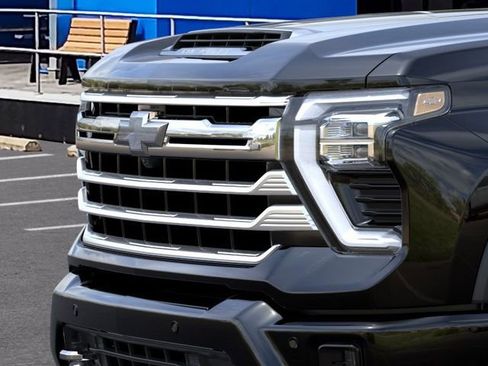 New 2026 Chevrolet Silverado 2500 High Country w/ High Country Premium Package AWD/4WD image 13