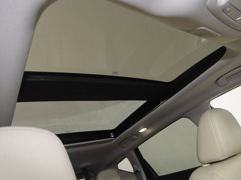 Used 2024 Nissan Murano Platinum w/ Cargo Package image 11