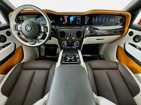 New 2027 Rolls-Royce Cullinan Black Badge AWD/4WD image 4