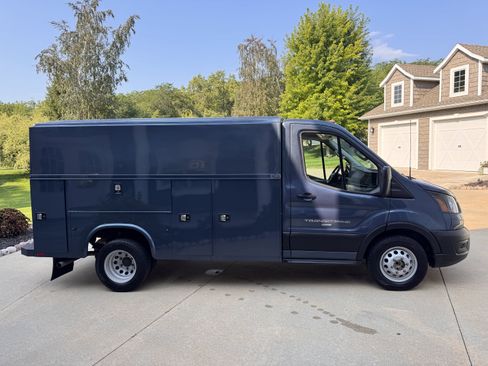 Used 2025 Ford Transit 350 DRW RWD image 7