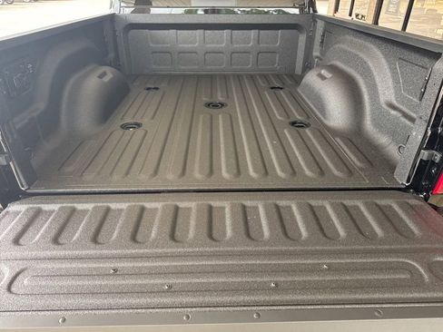New 2026 RAM 3500 Laramie AWD/4WD image 10